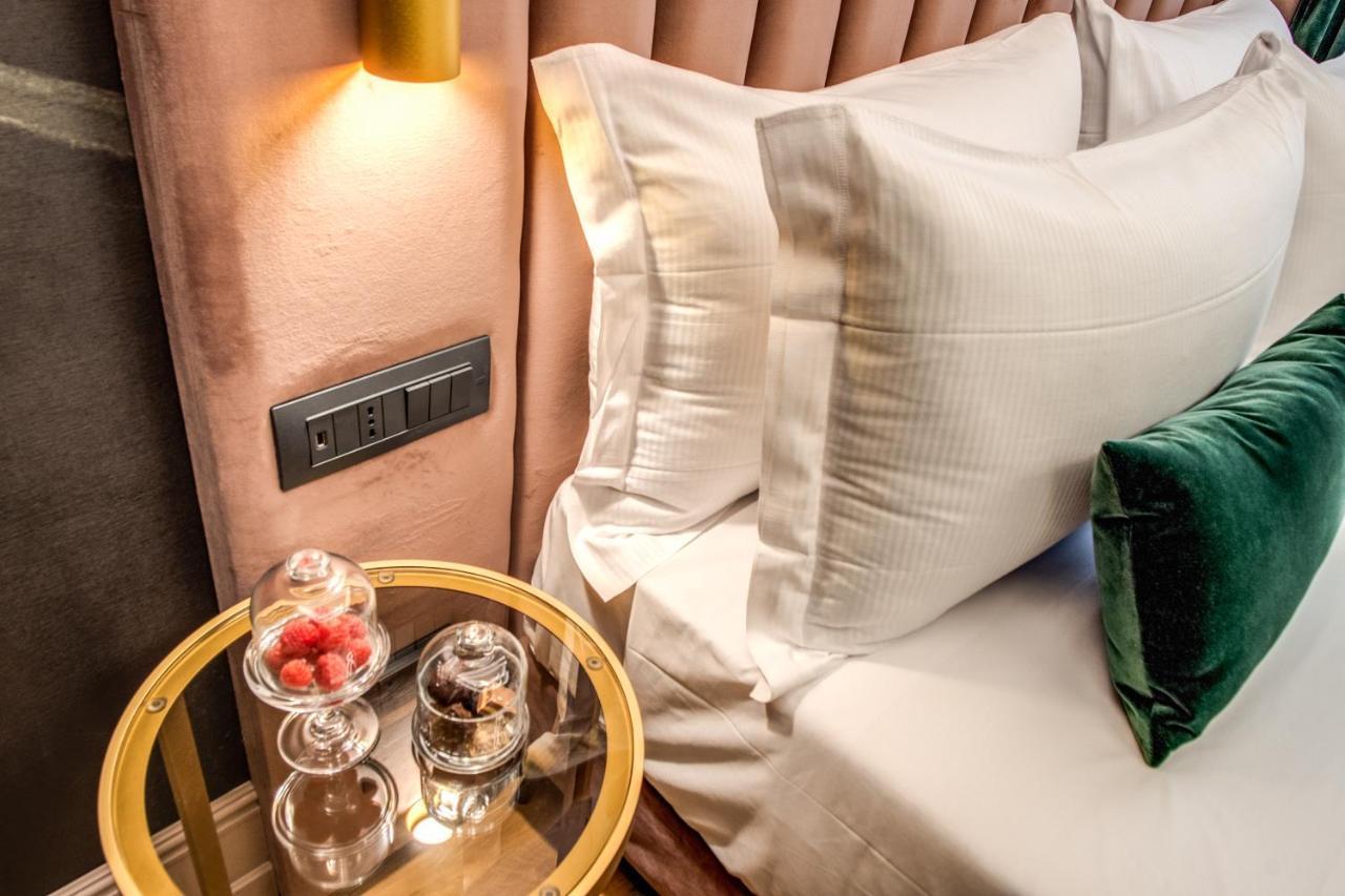 Hotel Palazzetto Trevi Rzym Zewnętrze zdjęcie